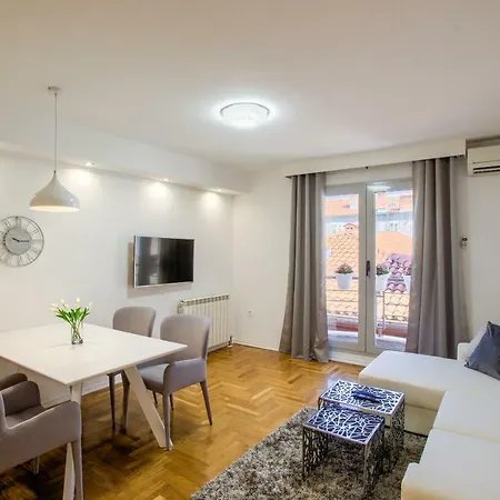 Apartment San Rocco Center Pula