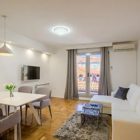 Apartment San Rocco Center *