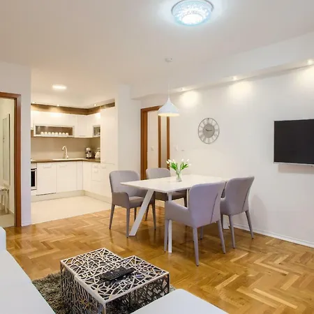 San Rocco Center Apartment