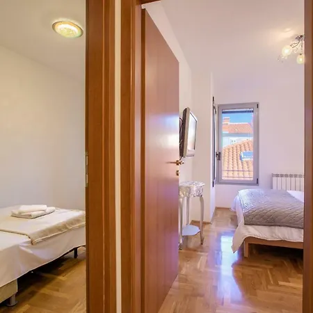 Apartment San Rocco Center